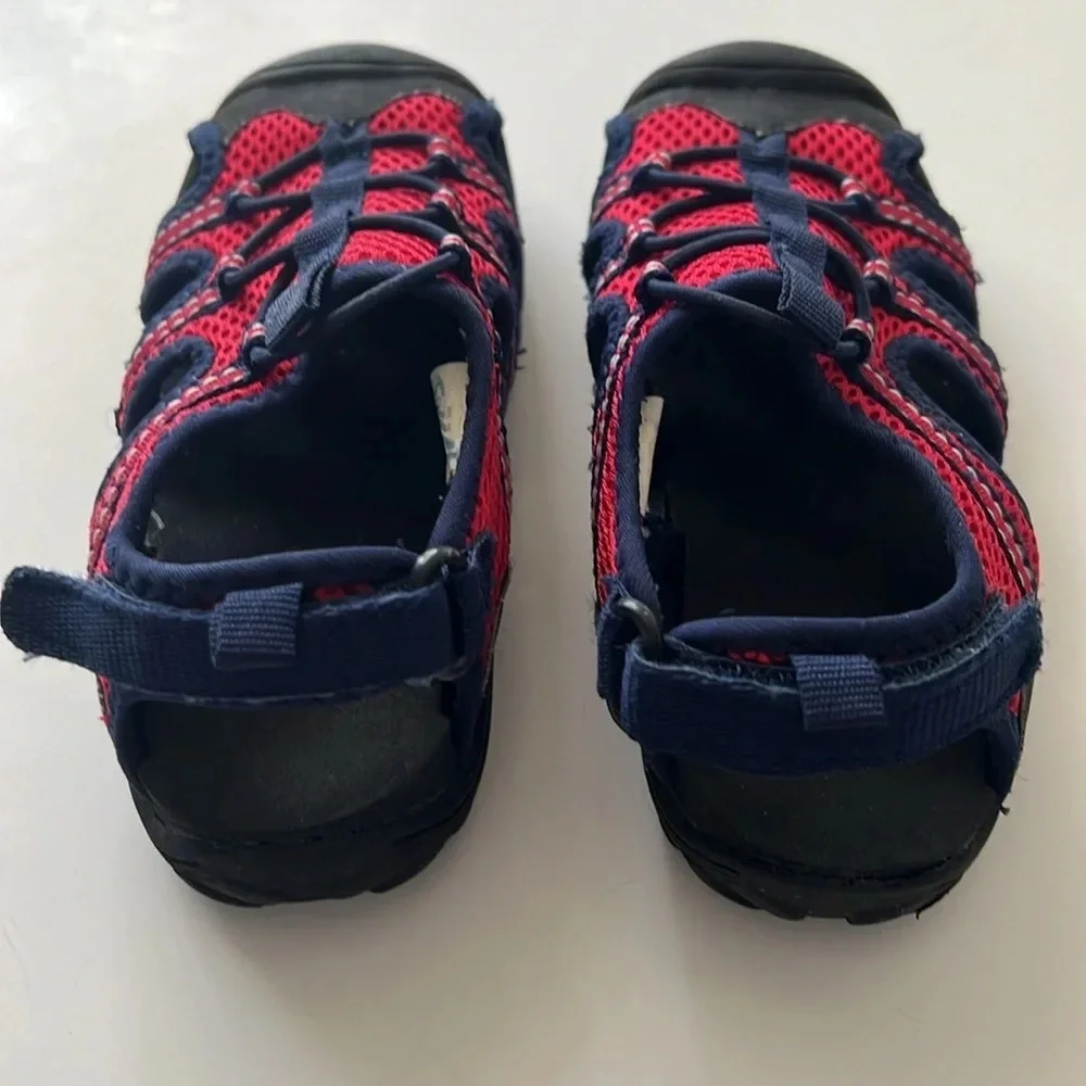 Boys Water shoes size 10